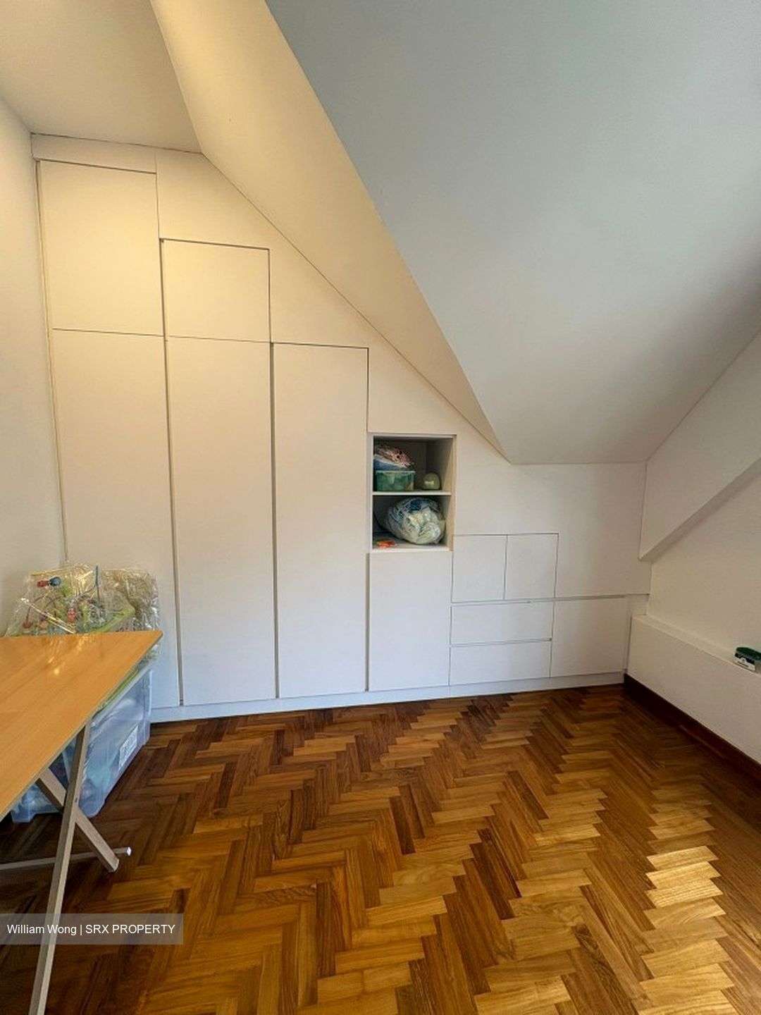 English Villas (D16), Semi-Detached #613350561